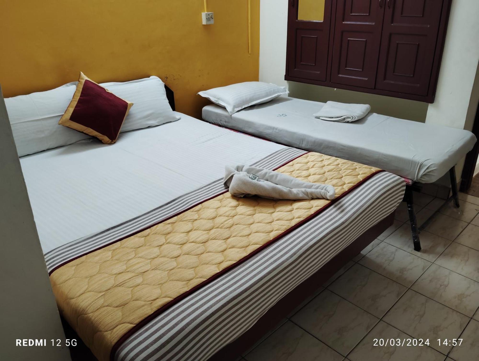 Hotel Gamas Inn Thiruvananthapuram Екстериор снимка
