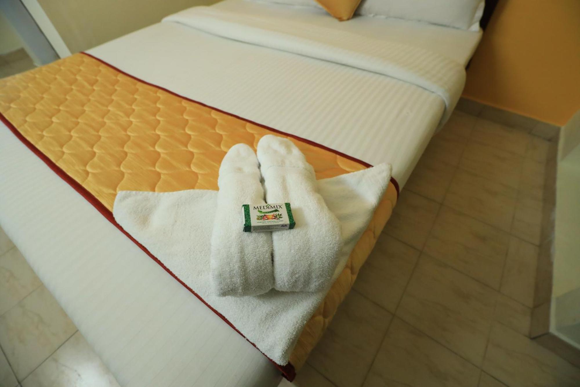 Hotel Gamas Inn Thiruvananthapuram Екстериор снимка