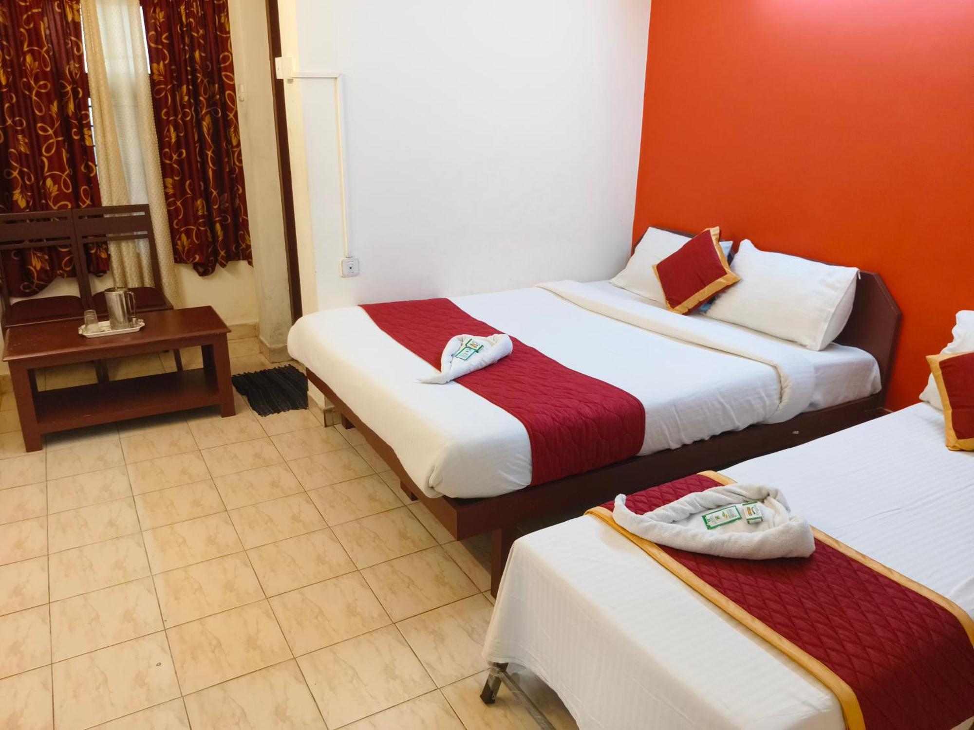 Hotel Gamas Inn Thiruvananthapuram Екстериор снимка