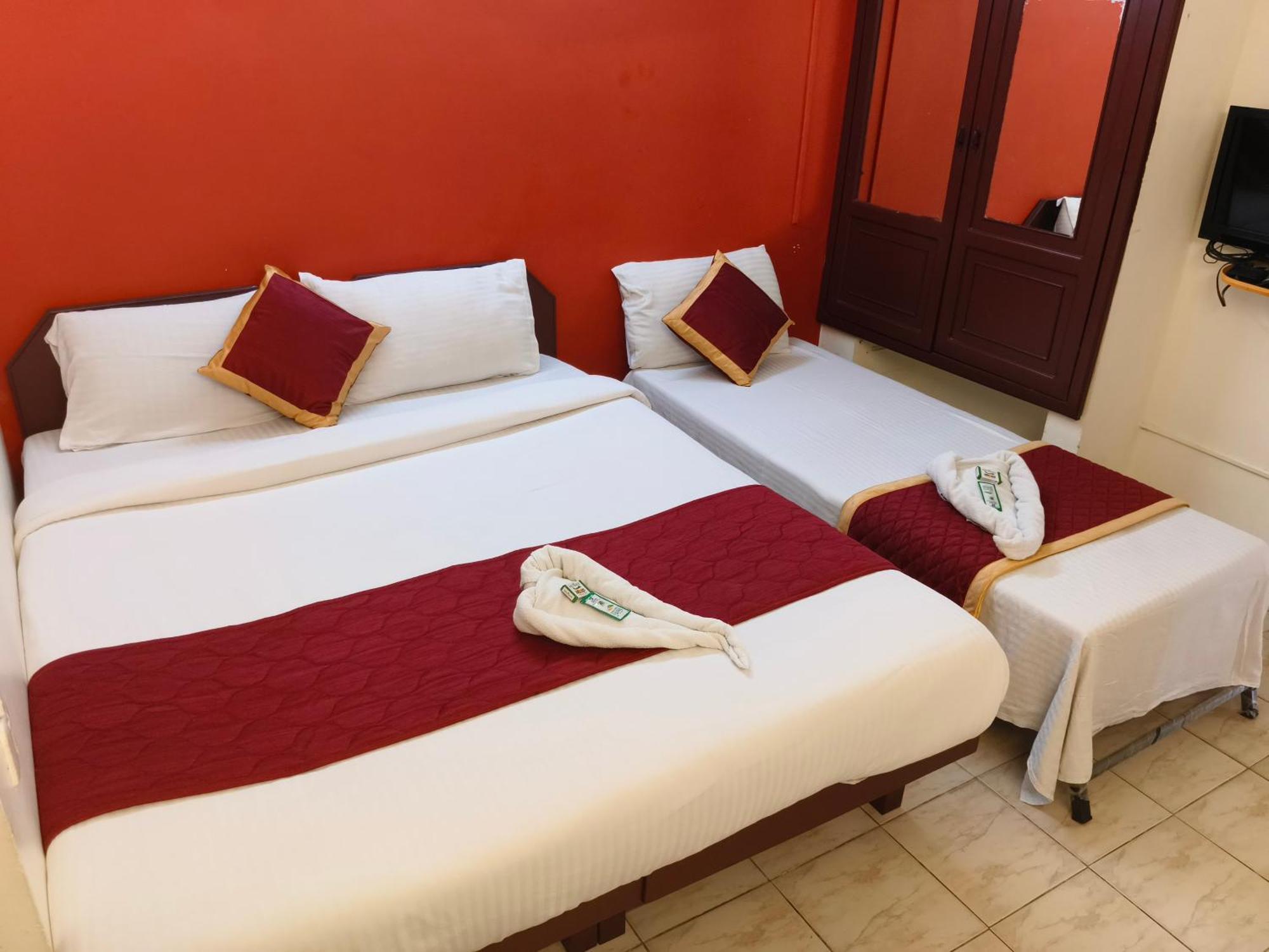 Hotel Gamas Inn Thiruvananthapuram Екстериор снимка