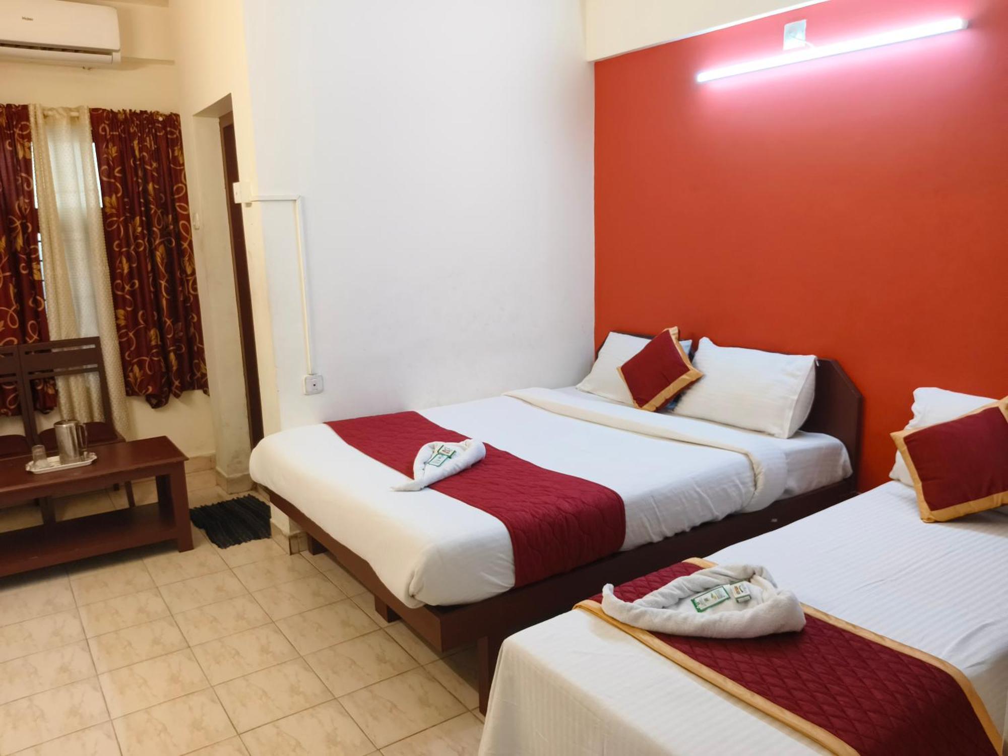 Hotel Gamas Inn Thiruvananthapuram Екстериор снимка